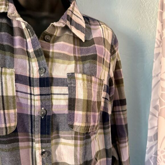 SO Lavender & Olive Green Plaid Button Down Flannel Shirt Size Small - Picture 2 of 7
